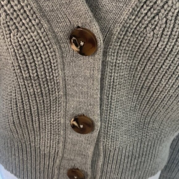 Maeve by Anthropologie grey cropped cardigan size M - Picture 9 of 9